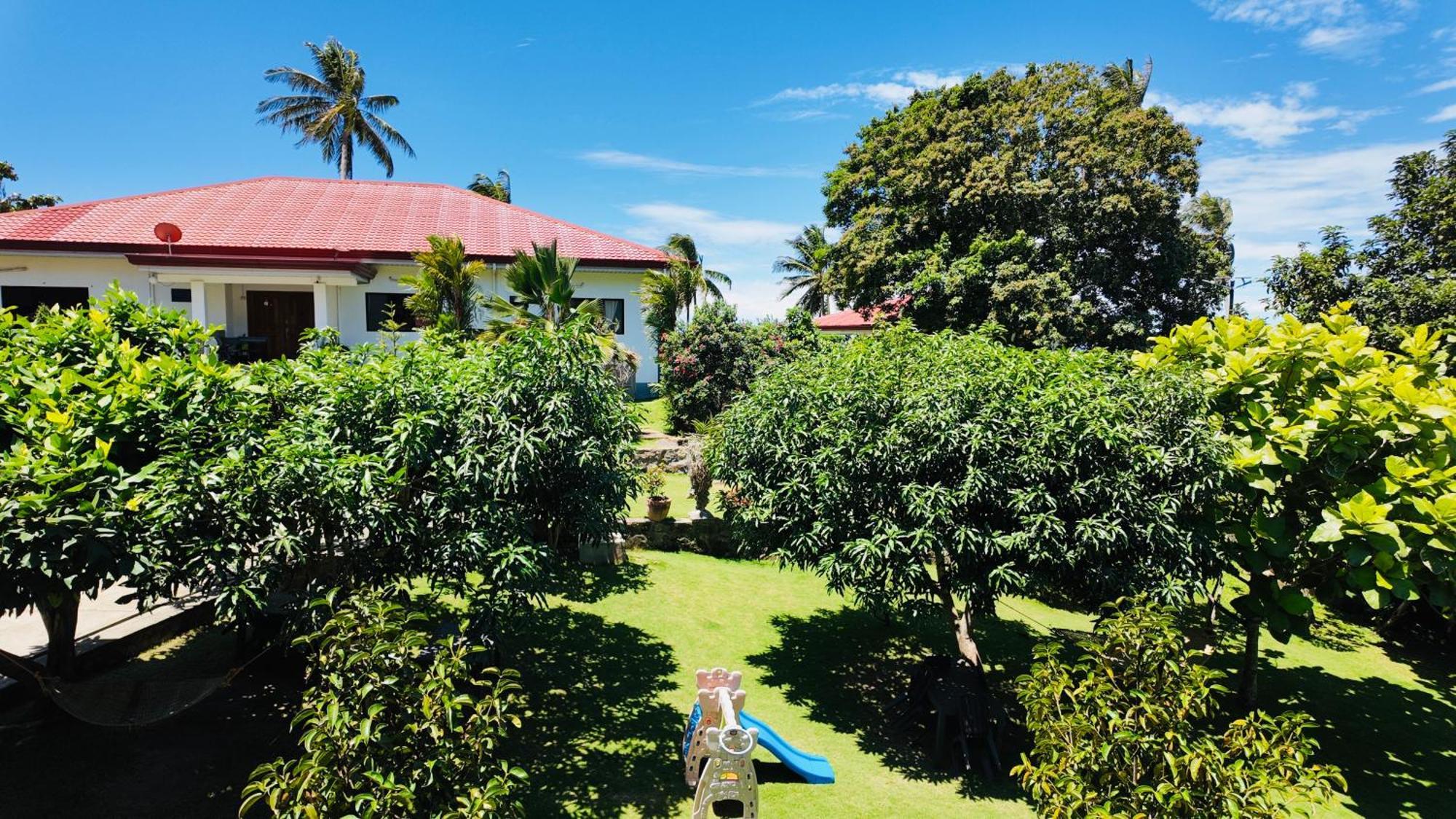 Tongatok Cliff Resort Мамбахао Экстерьер фото