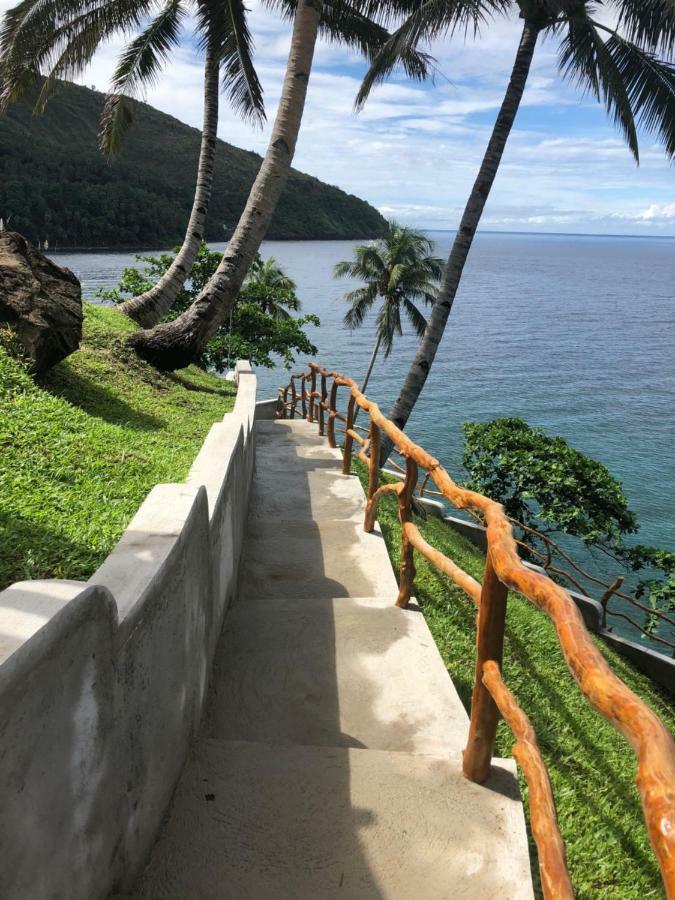 Tongatok Cliff Resort Мамбахао Экстерьер фото